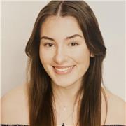 Me defino como una persona trabajadora, con ganas de enseñar y al mismo tiempo aprender. Daria a clases a niños de Primaria.